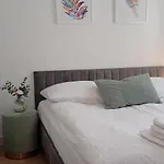 公寓 45qm Przy Plazy 斯维诺乌伊希切